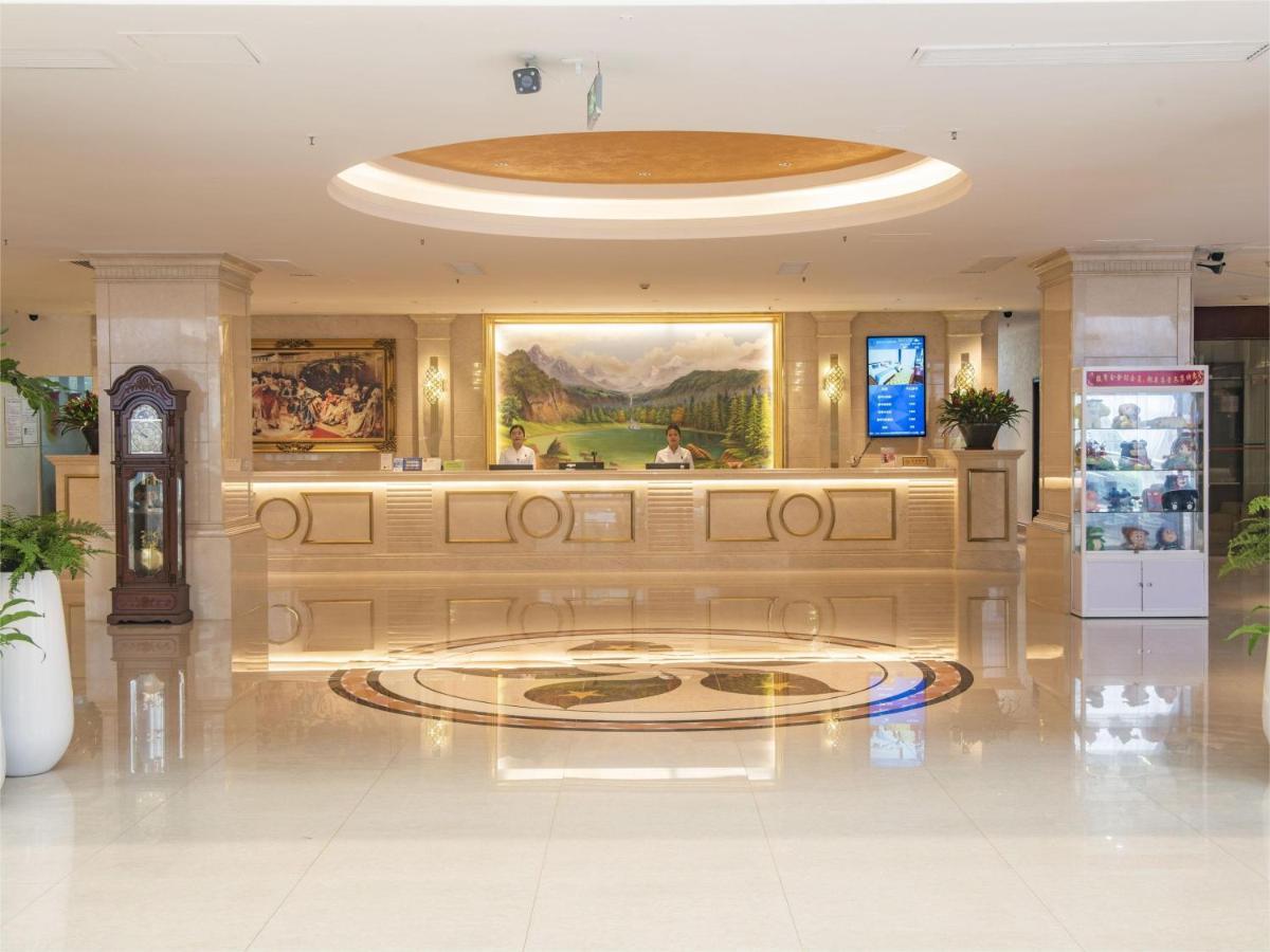 Junyue Hotel Cantón Exterior foto